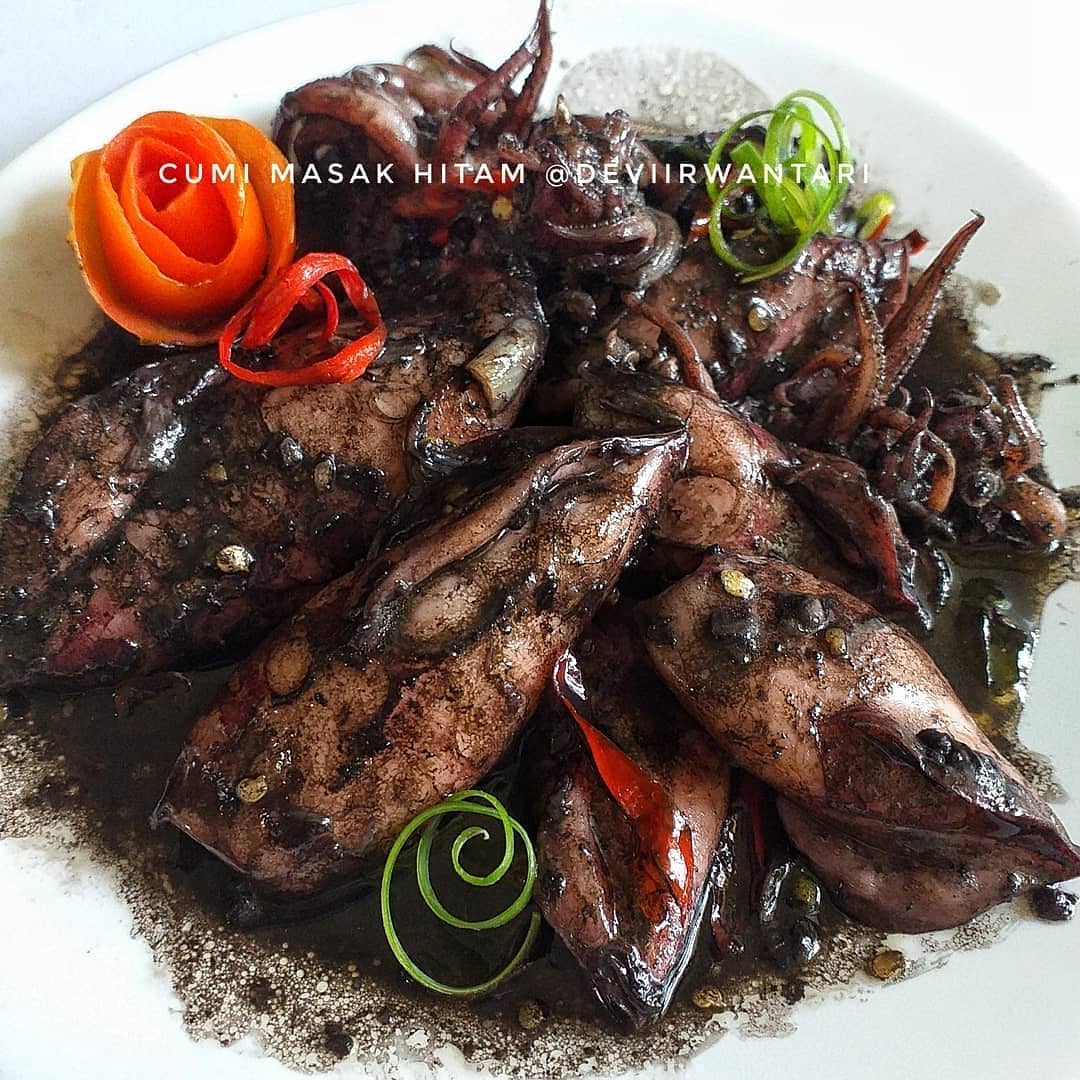 Indonesian Blackened Squid Stir-Fry