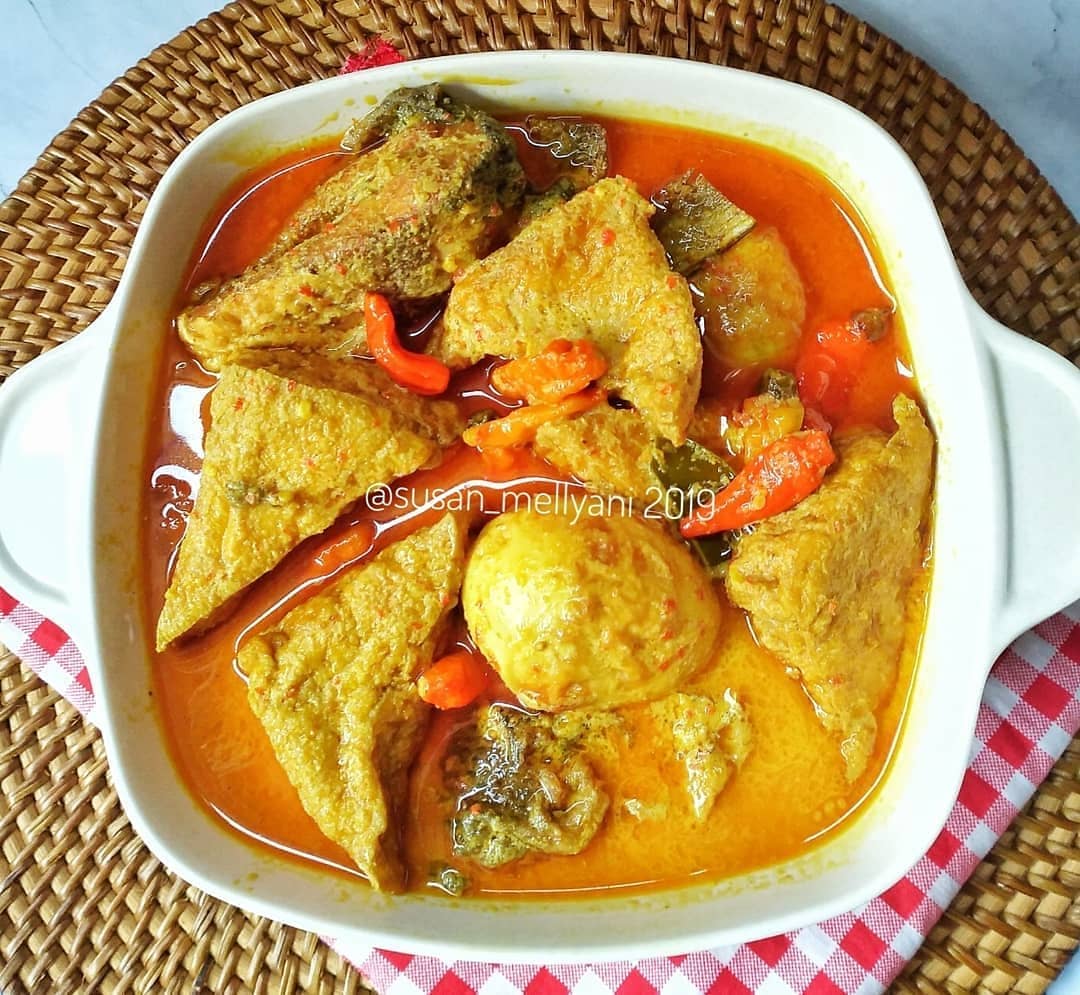 Indonesian Spiced Fish and Tofu Stew