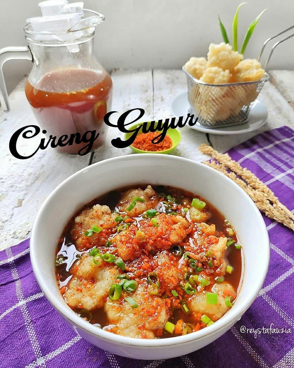 Indonesian Cireng with Spicy Sauce