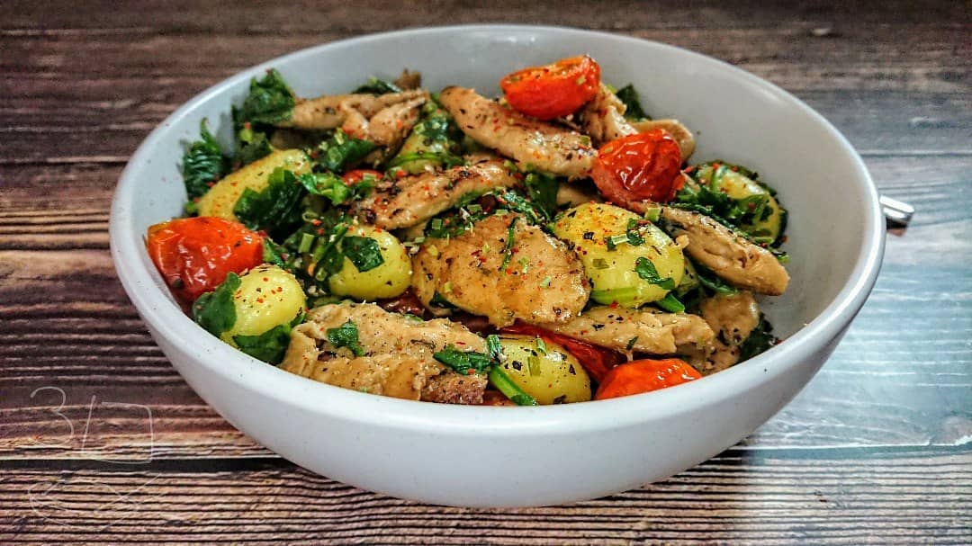 Black Pepper Gnocchi Stir-Fry with Vegetables