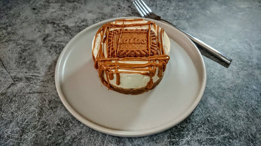 Low-Syn Biscoff Cheesecake with Grapenuts Base