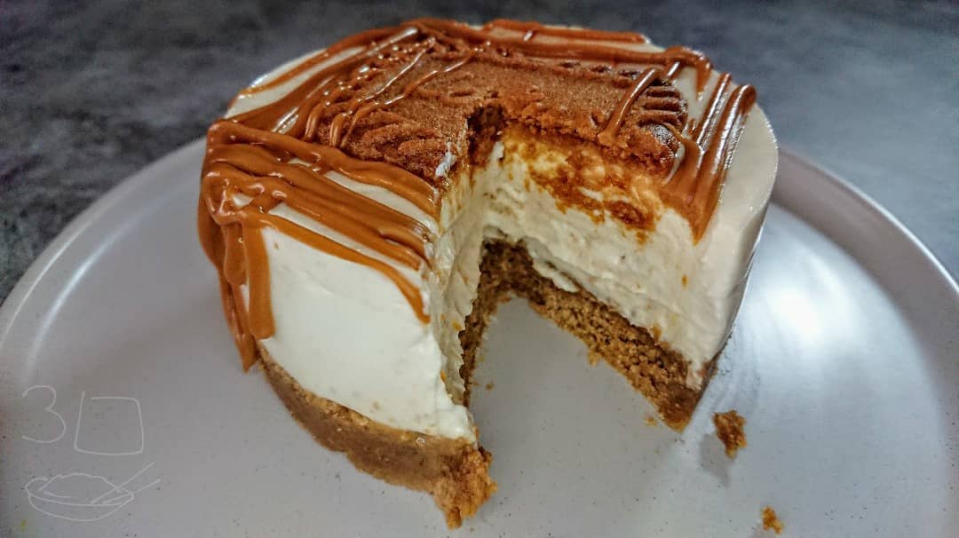 Low-Syn Biscoff Cheesecake with Grapenuts Base