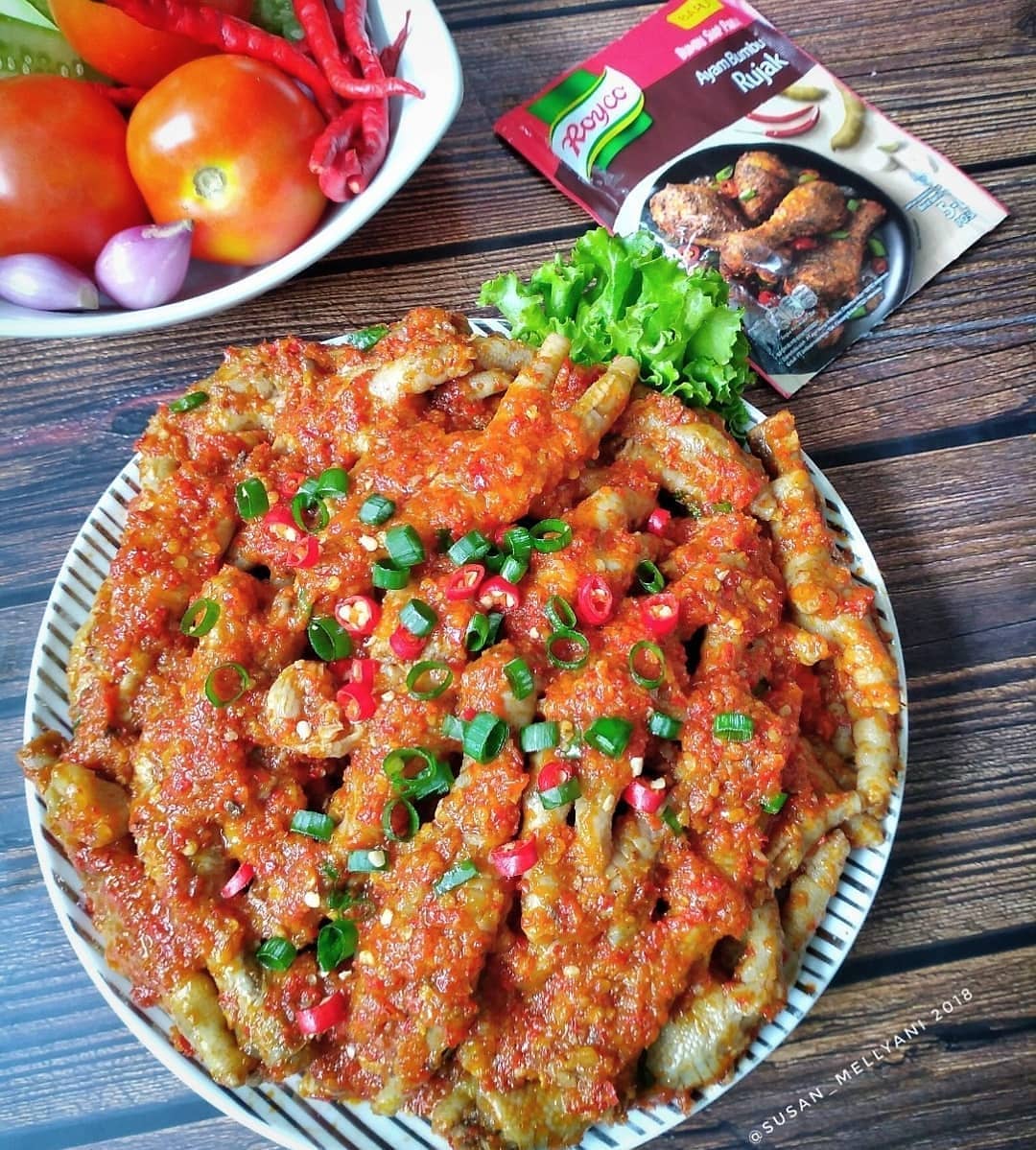 Spicy Chicken Feet with Rujak Spice