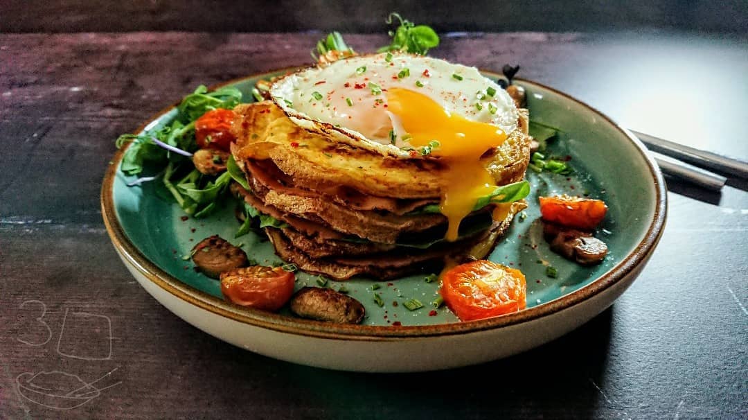 Vegetarian Omelette Stack with Spinach and Mushrooms