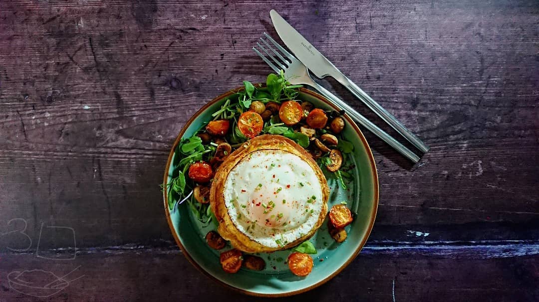 Vegetarian Omelette Stack with Spinach and Mushrooms