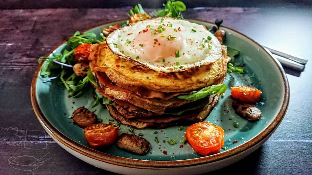 Vegetarian Omelette Stack with Spinach and Mushrooms