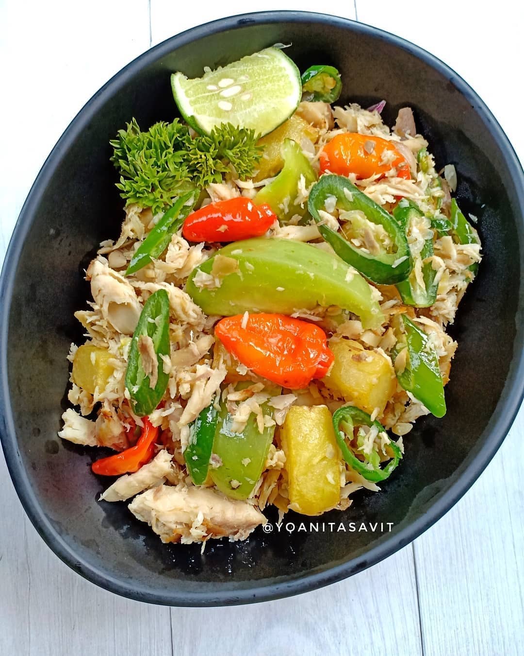 Stir-Fried Salted Tuna with Green Chili