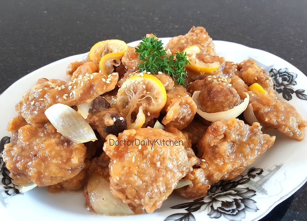 Fried Lemon Chicken Indonesian Style