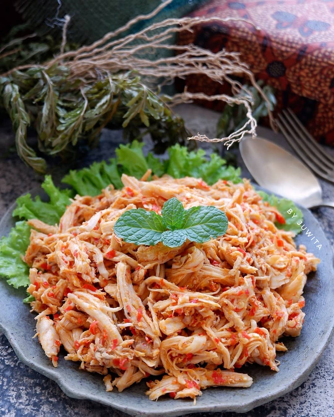 Spicy Shredded Indonesian Chicken