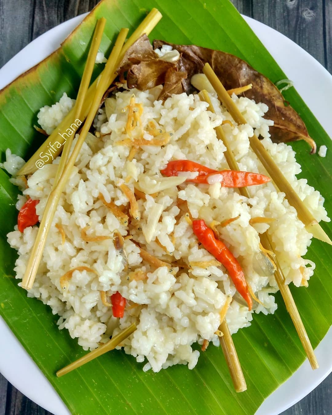 Spiced Indonesian Rice with Anchovies