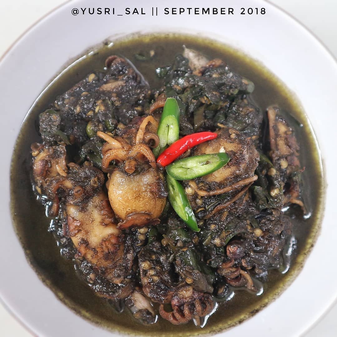 Spicy Indonesian Blakutak Sauce