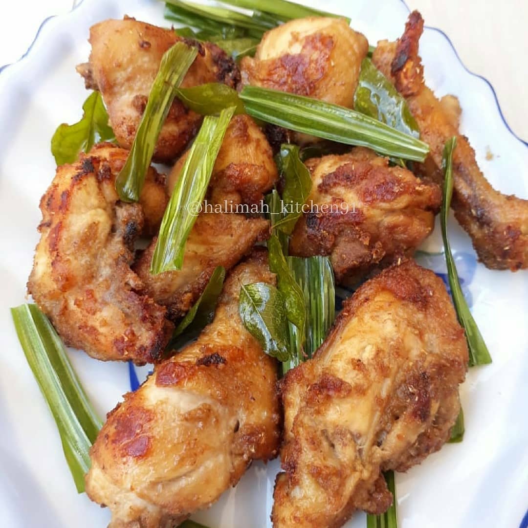 Indonesian Fried Chicken with Herbs