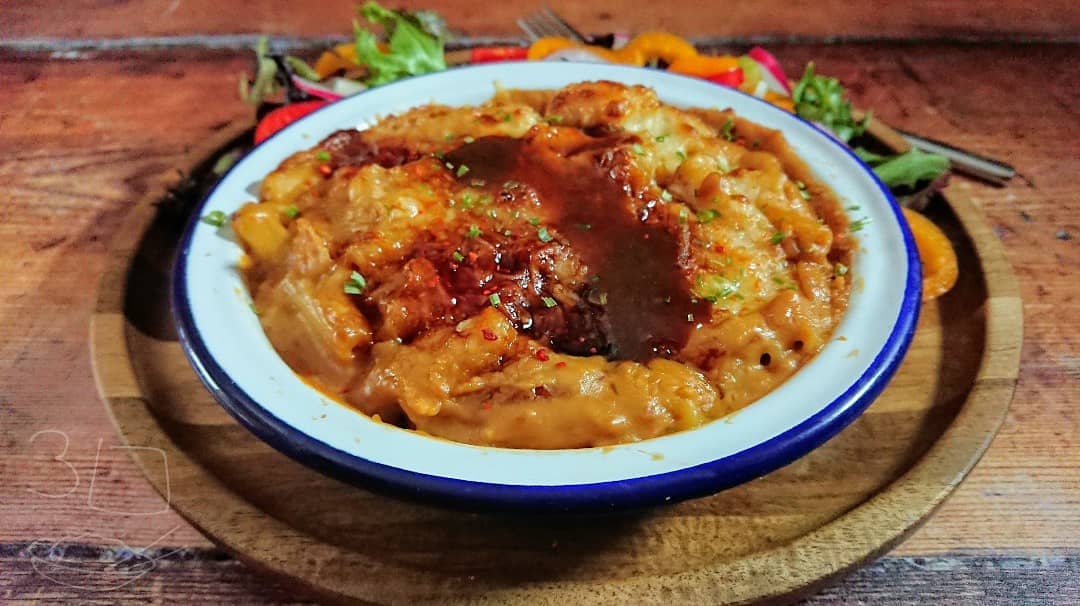 Marmite Infused Macaroni and Cheese