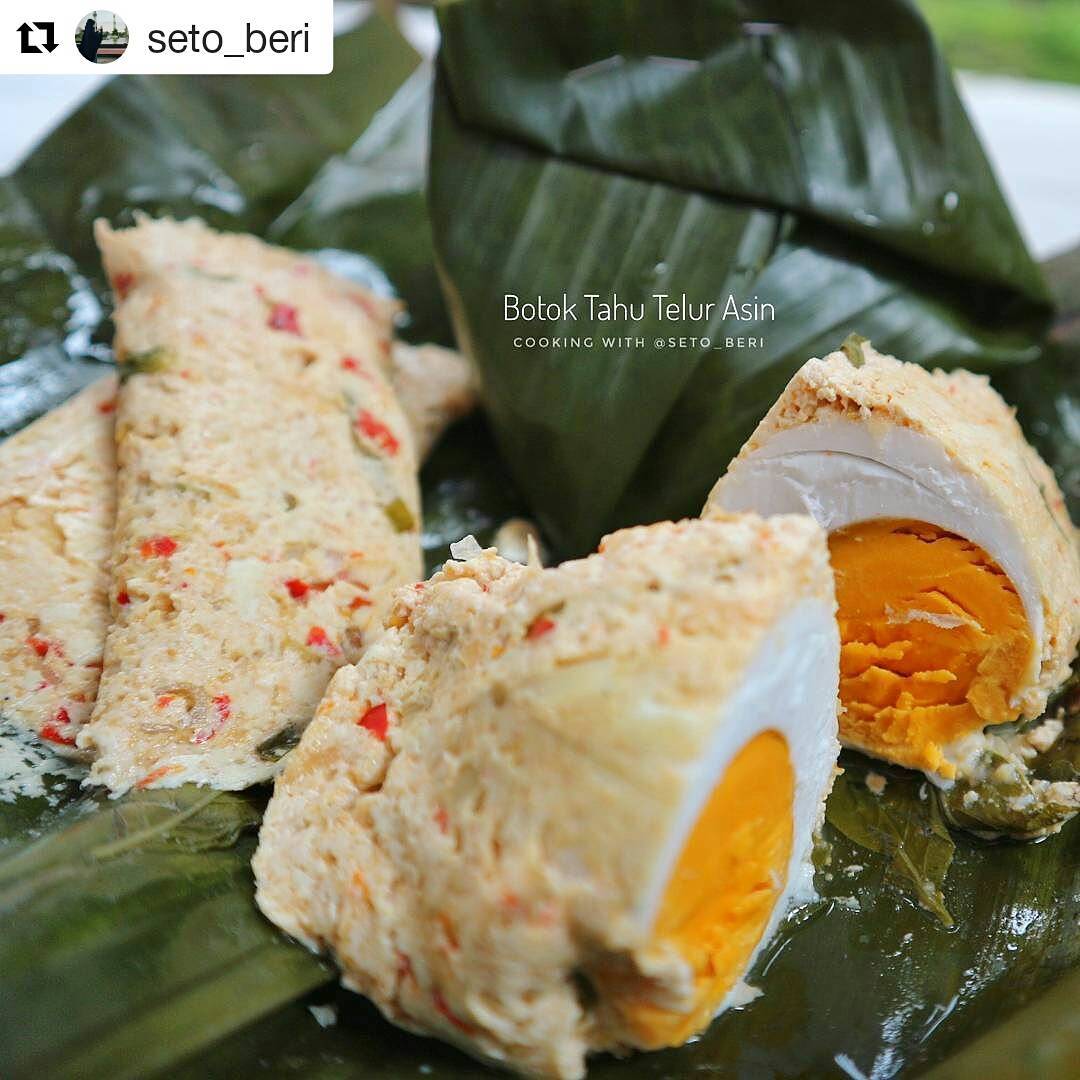 Indonesian Steamed Tofu with Salted Egg