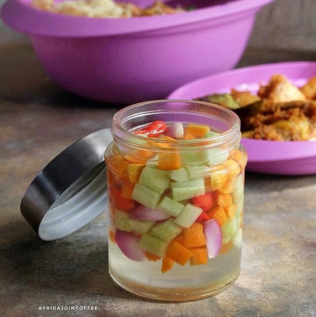 Cucumber and Carrot Pickle
