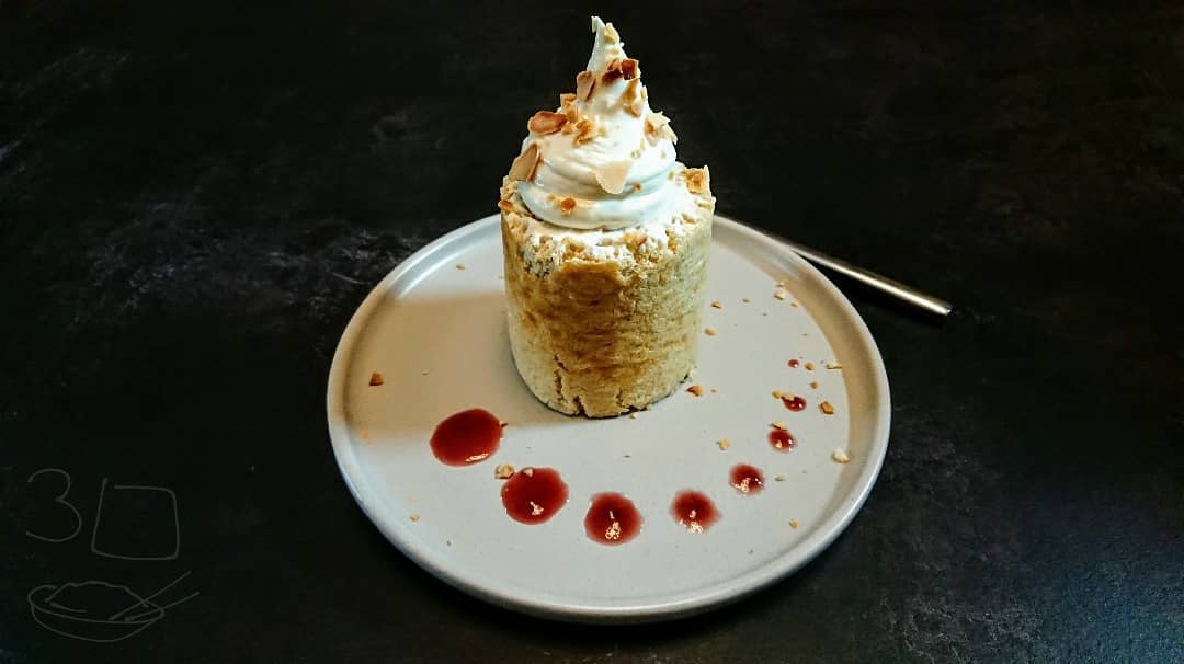 Almond and Raspberry Roll Cake