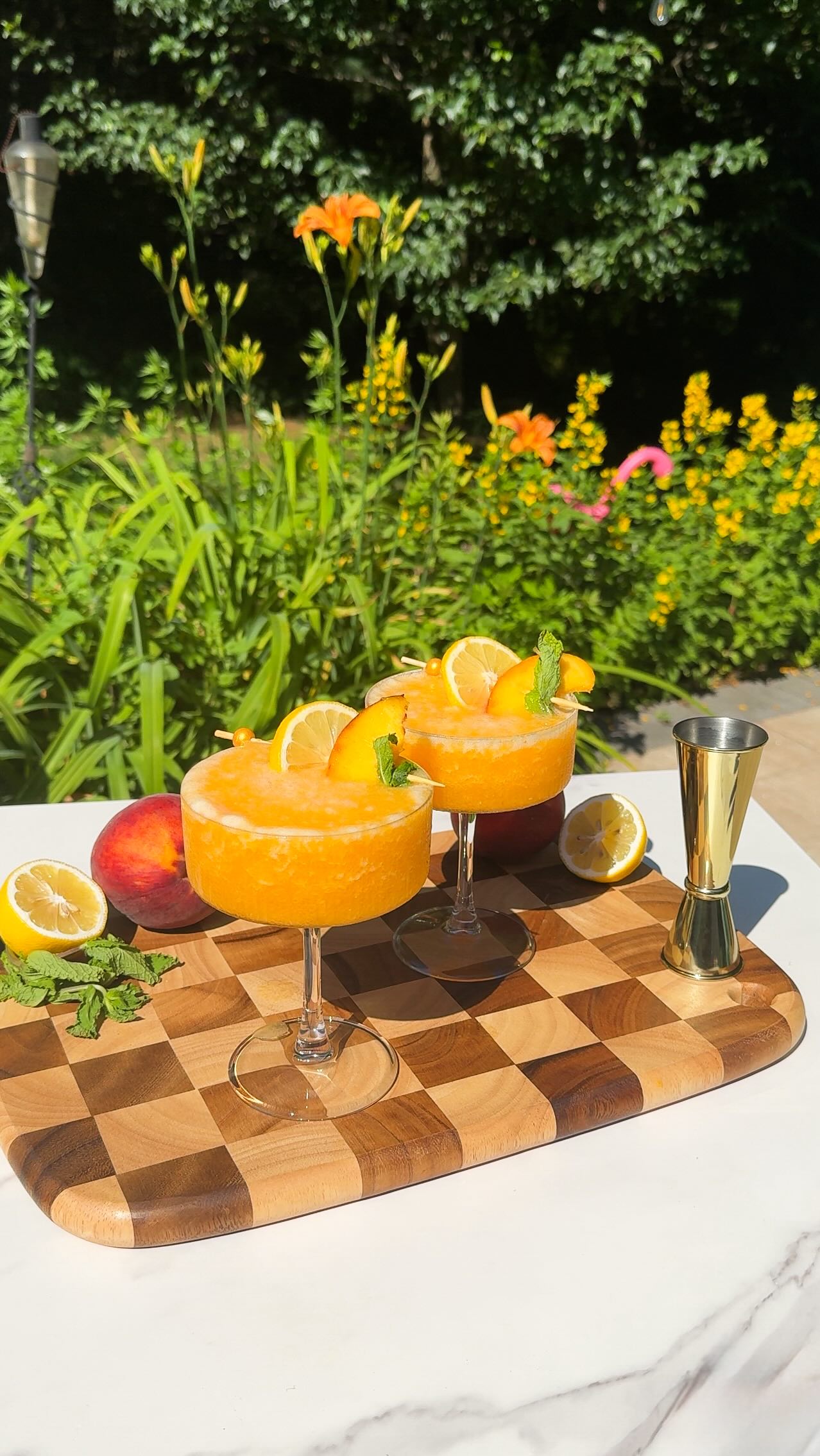 Frozen Limoncello Peach Slushie Cocktail