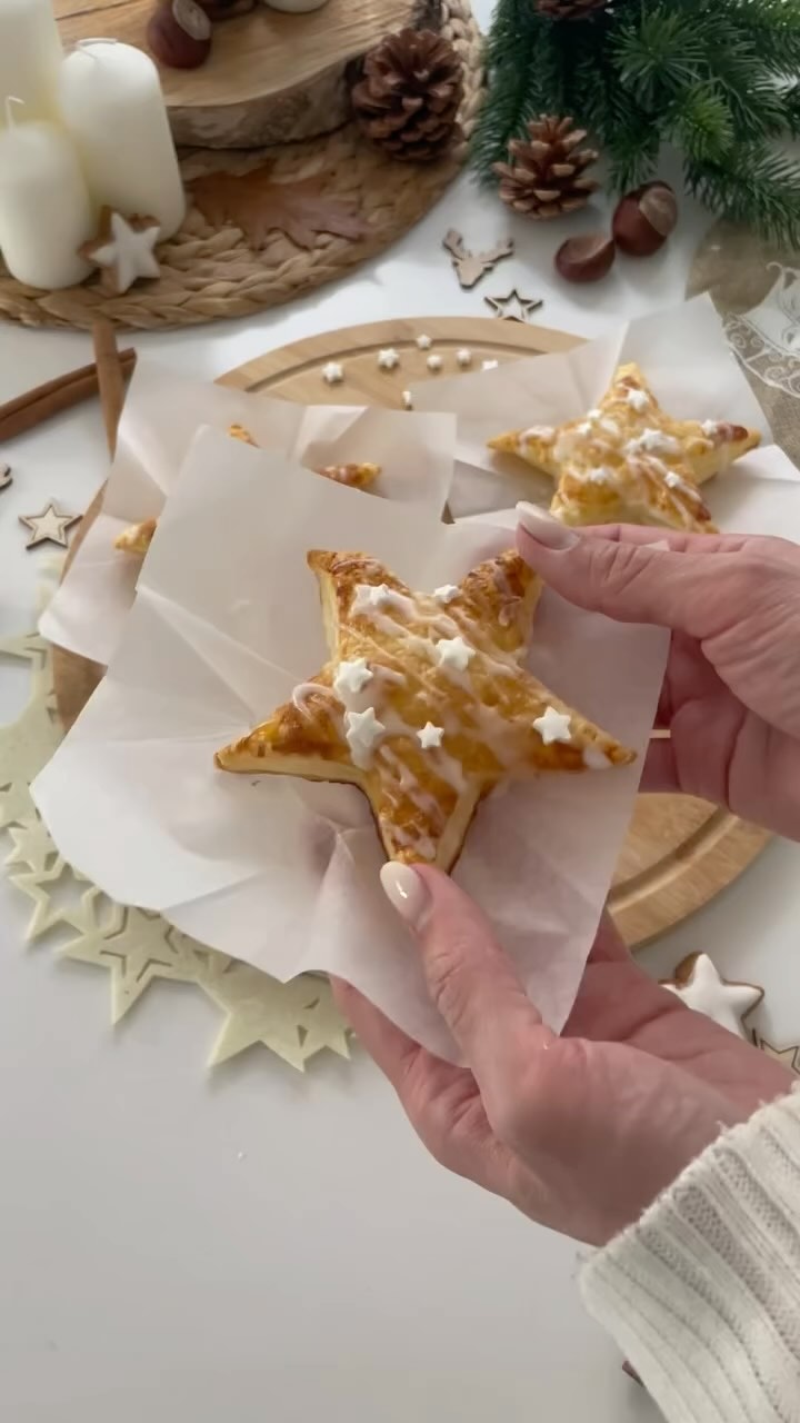 Puff Pastry Apple Stars