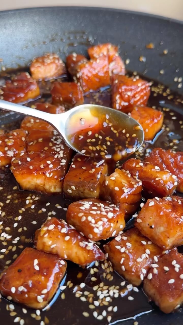 Crispy Ginger Salmon Bites