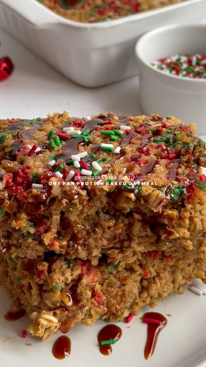 Gingerbread Protein Baked Oats
