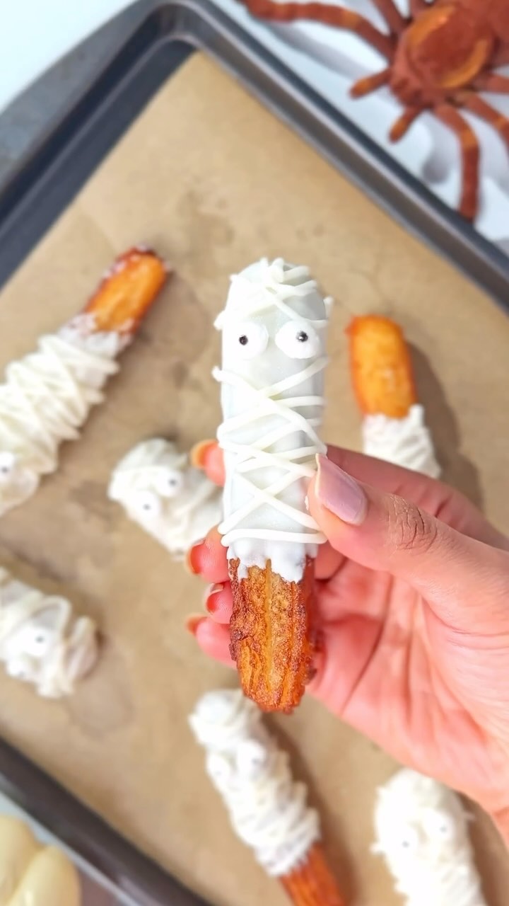 Halloween Mummy Churros