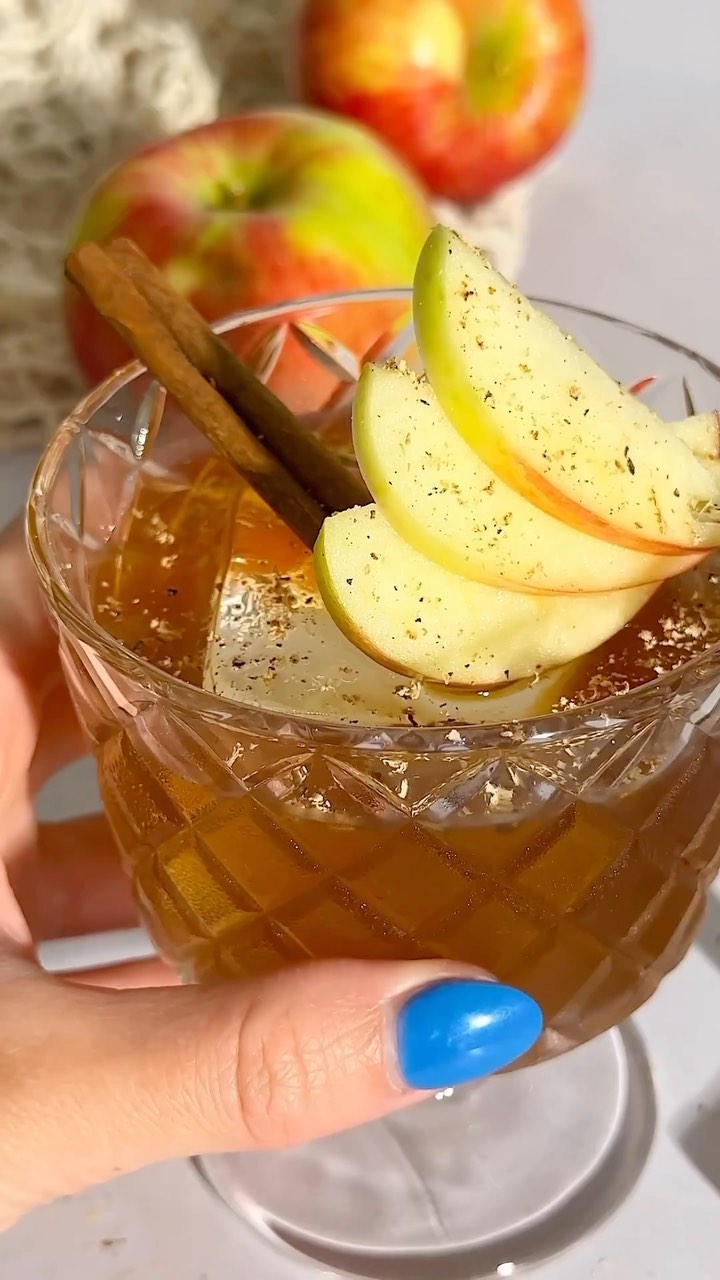 Apple Pie Old Fashioned Cocktail