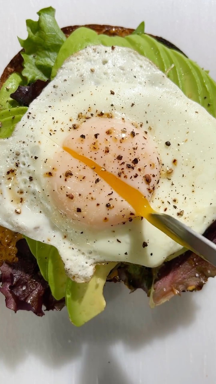 Spicy Avocado Toast with Fried Egg and Greens