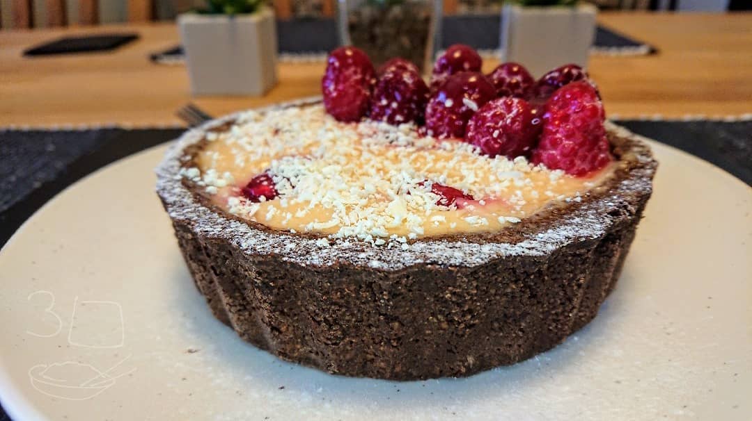 Raspberry and White Chocolate Tart