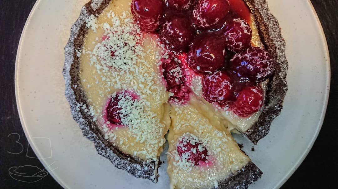Raspberry and White Chocolate Tart