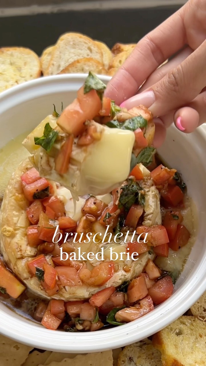 Baked Brie with Bruschetta Topping