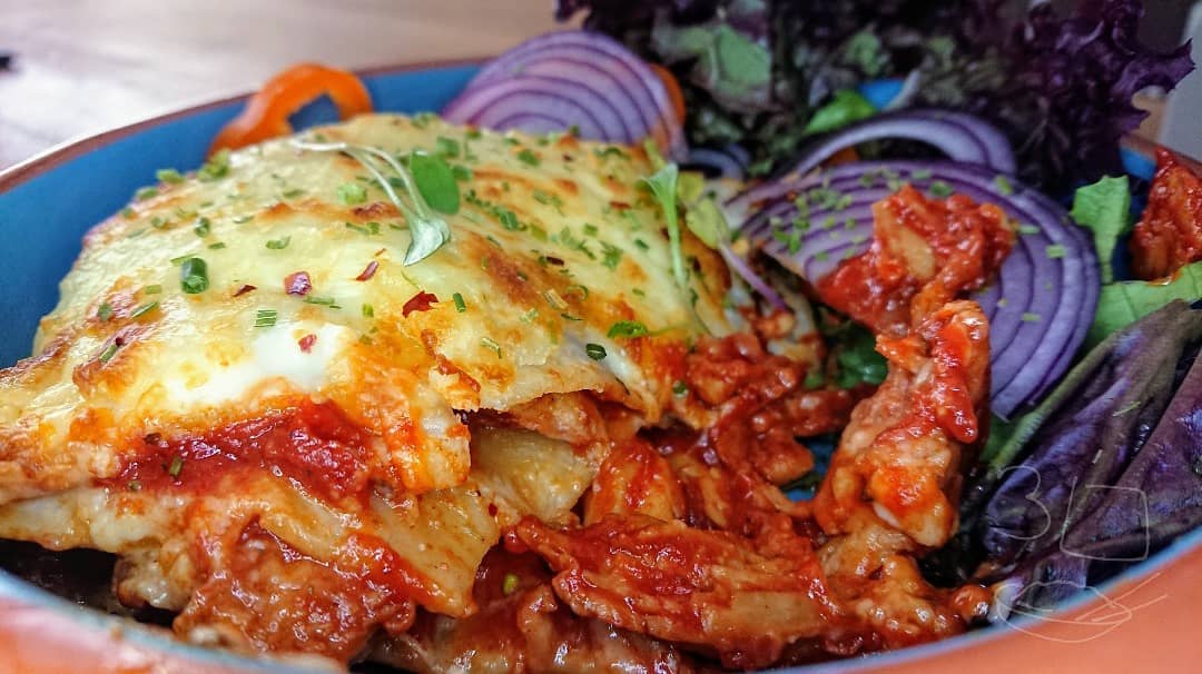 Spicy Vegetarian Chilli Lasagne