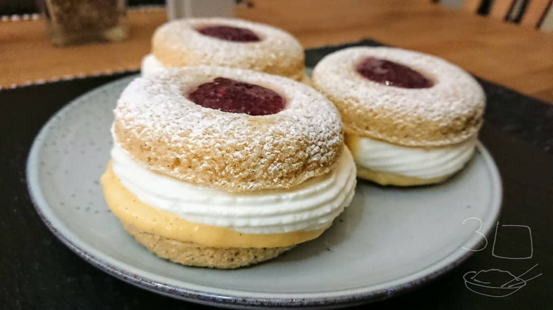 Jam and Custard Rings