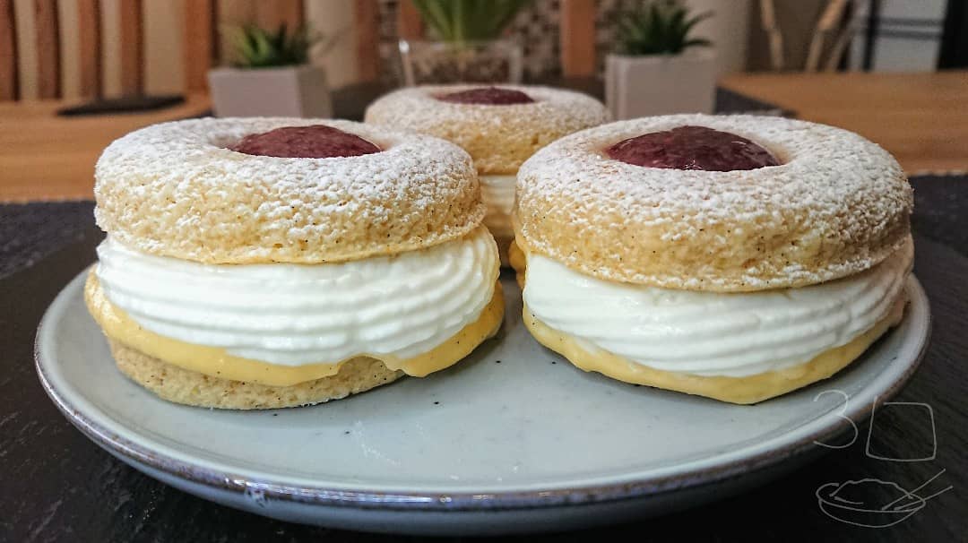 Jam and Custard Rings
