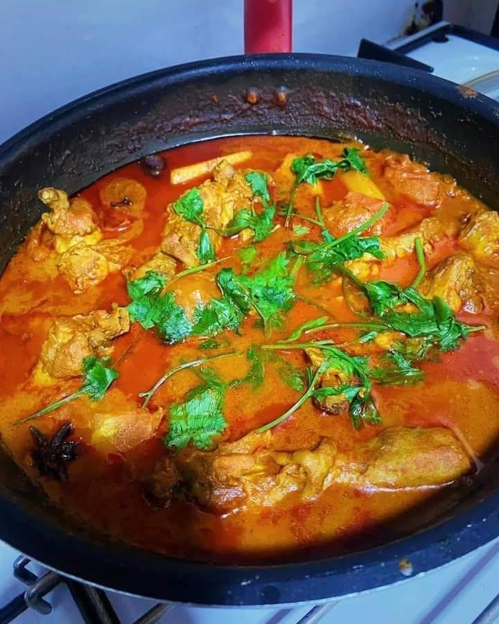 Indian-Style Chicken Curry Without Coconut Milk
