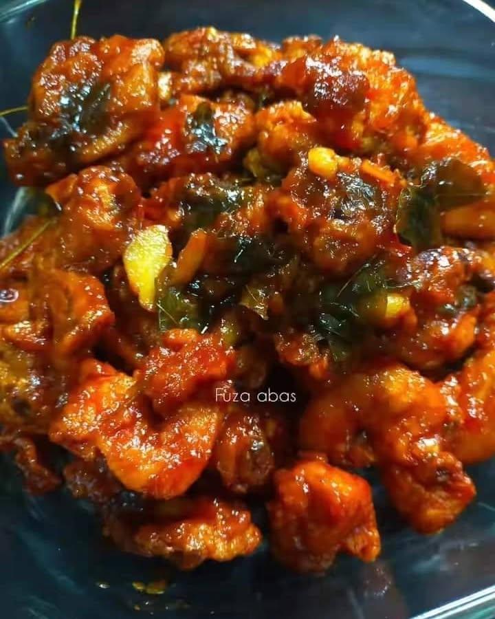 Spicy Fried Chicken with Sauce