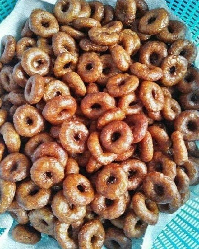 Delicious Fried Kuih Peneram