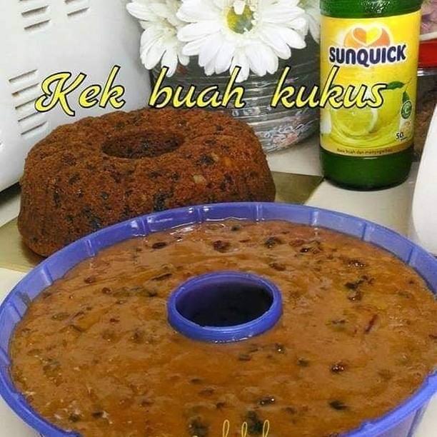 Homemade Steamed Fruit Cake