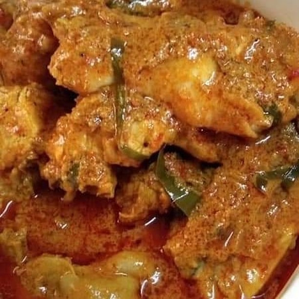 Traditional Minang Chicken Curry