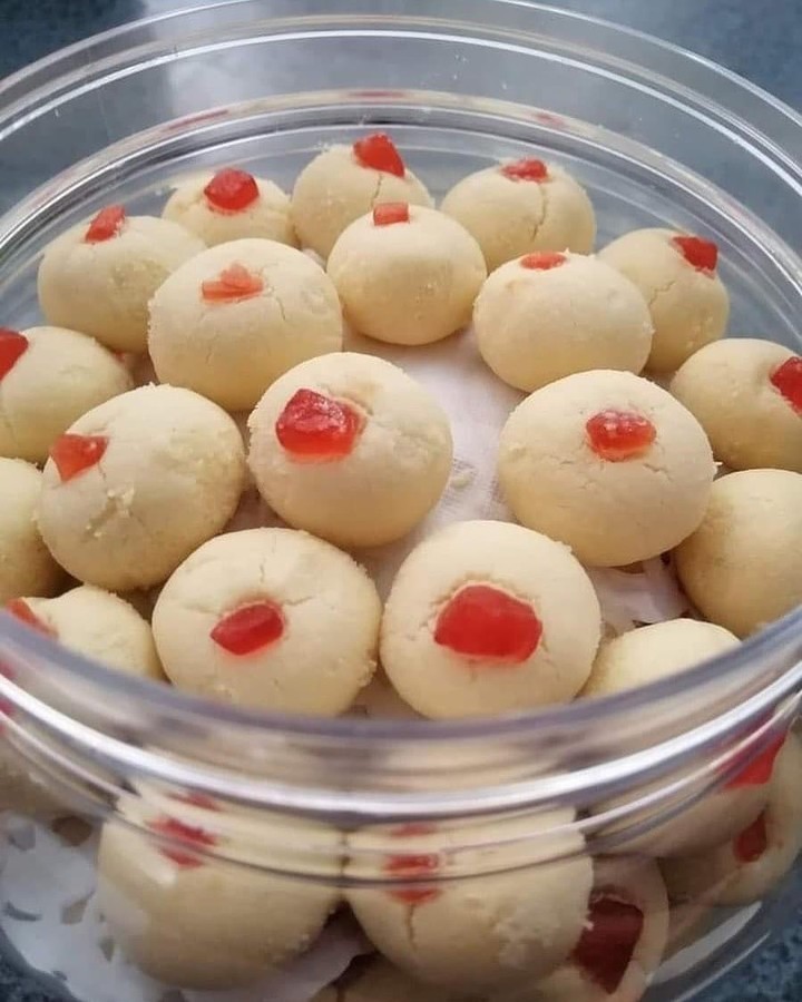 Easy Homemade Suji Biscuits