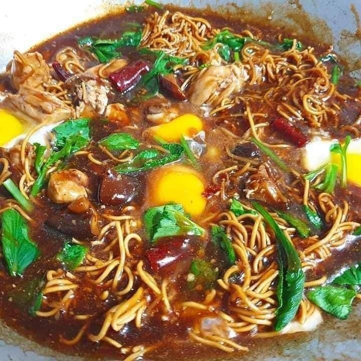 Sizzling Yee Mee Noodle Stir-Fry