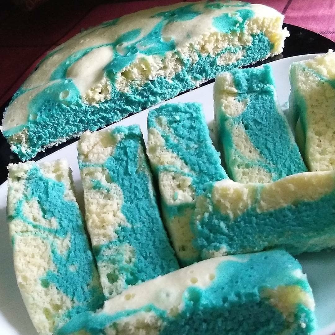 Viral Three-Ingredient Steamed Cake