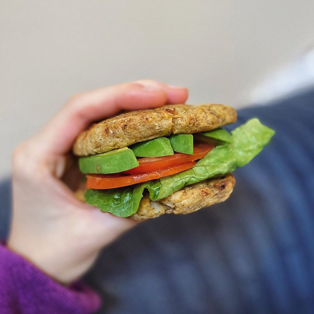 Baked Potato Cake Sandwich with Fresh Veggies