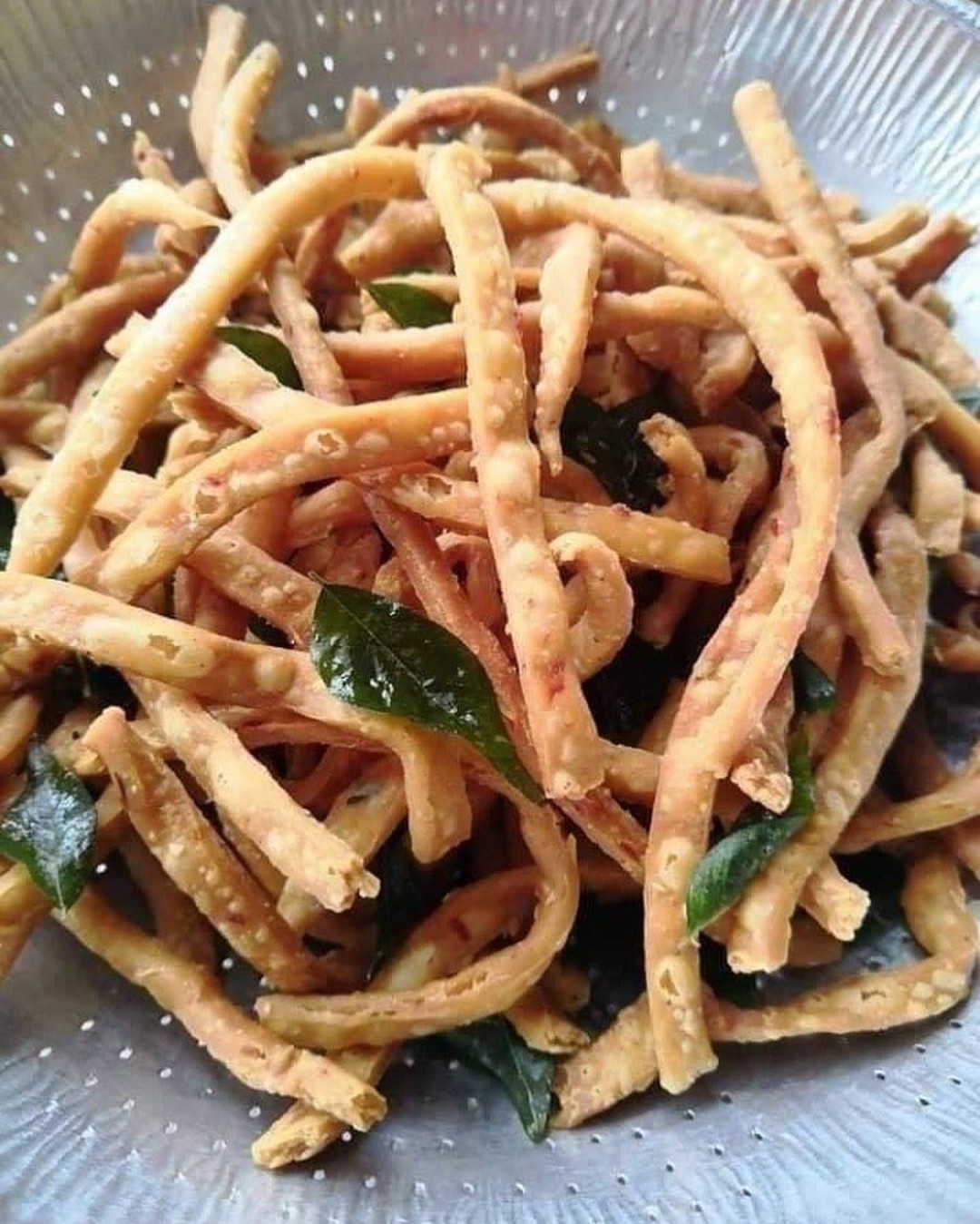 Crispy Fried Pagoda Crackers