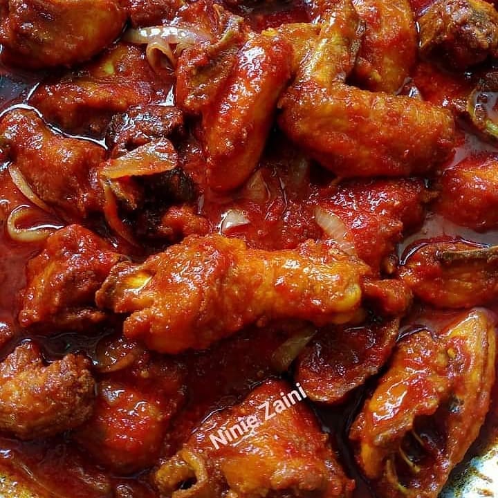 Spicy Stir-Fried Chicken Sambal