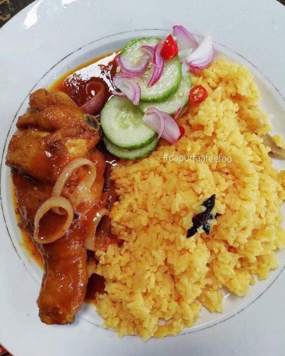 Simple Nasi Minyak with Chicken and Pickle