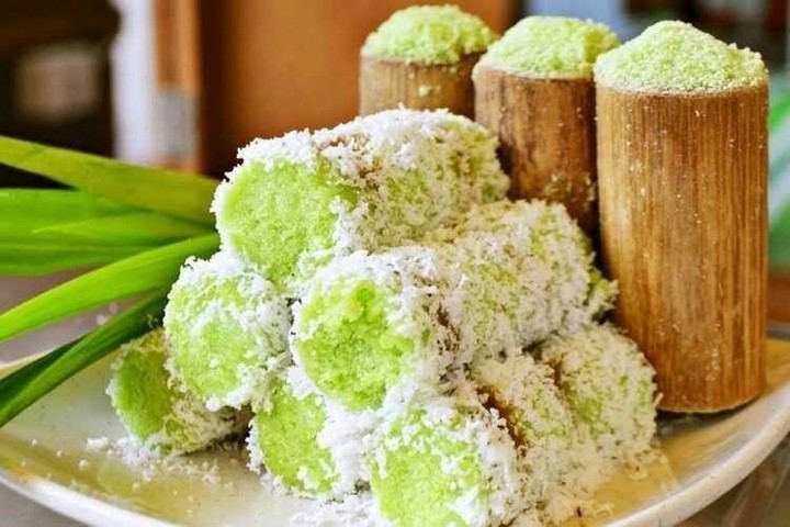 Malaysian Putu Bambu Dessert