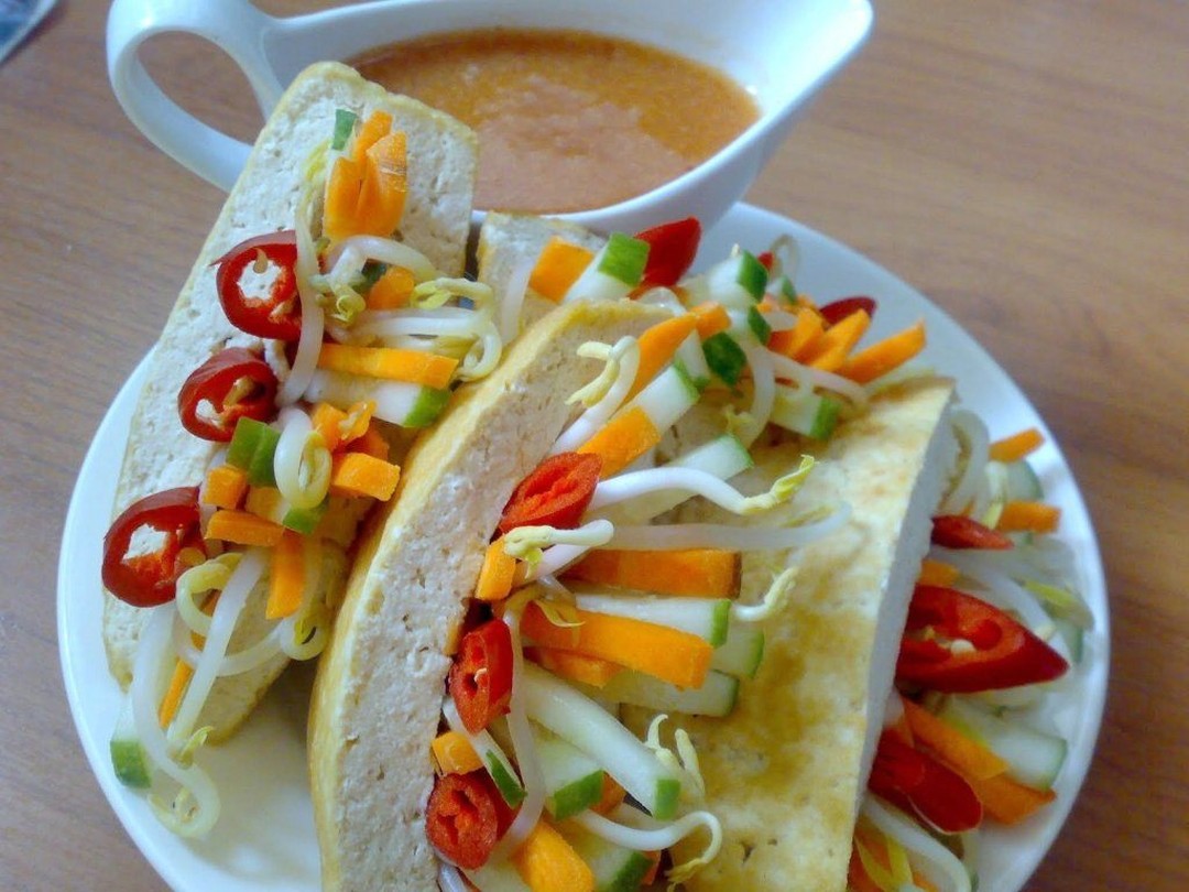 Stuffed Tofu with Chili Sauce