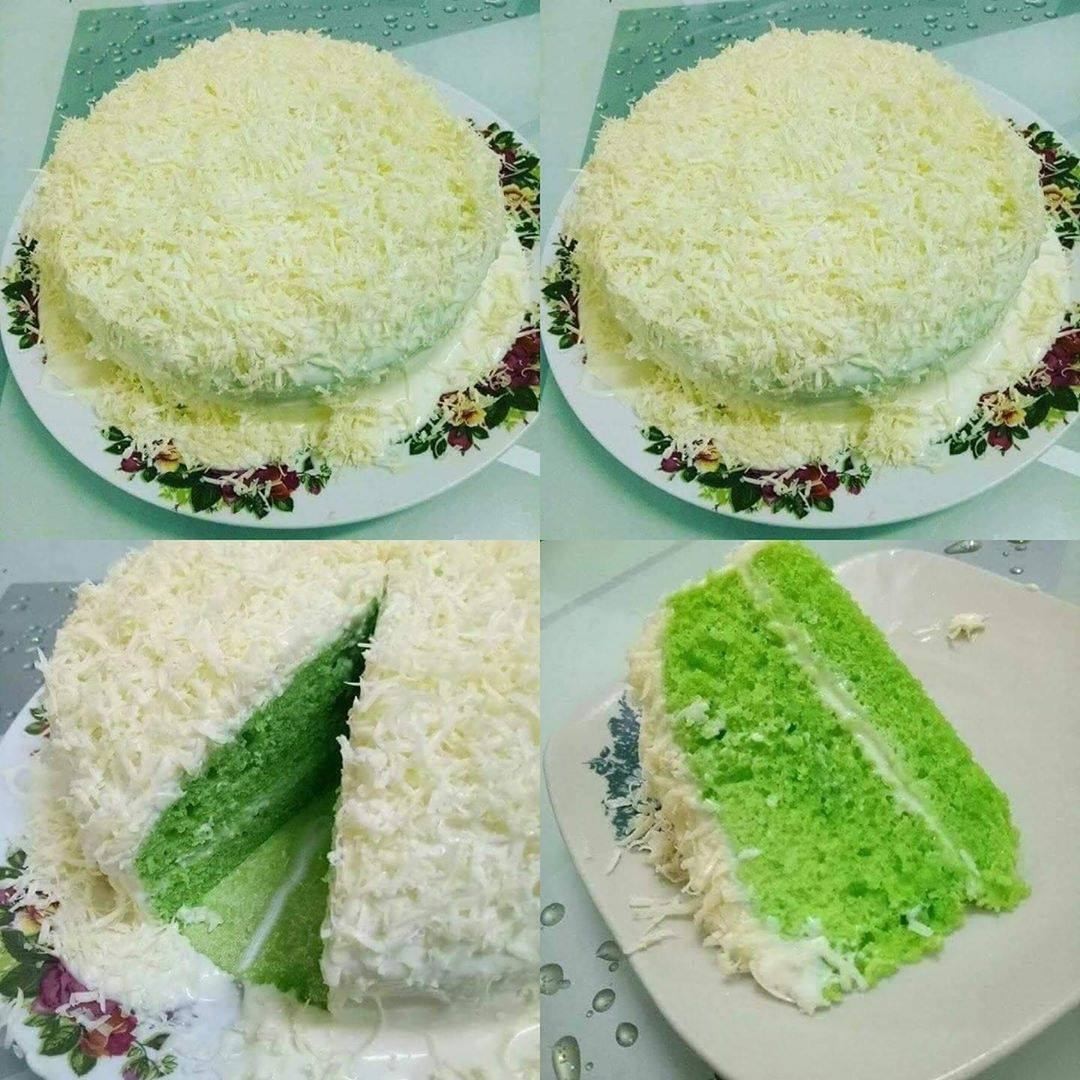 Malaysian Pandan Steamed Cake