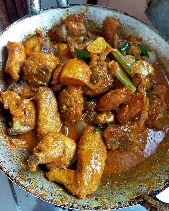 Malaysian Fried Chicken in Curry