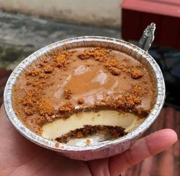 Lotus Biscoff No-Bake Cheesecake